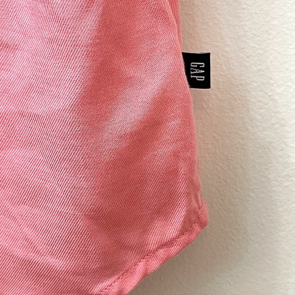 GAP Shirt Womens LG Salmon Short Sleeve Rayon Blend V-Neck Blouse Cap Sleeve - Picture 6 of 7